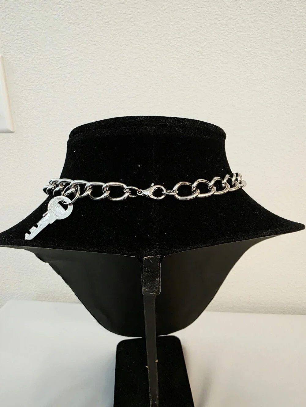 Padlock Chain Necklace, Silvertone, Chain 18